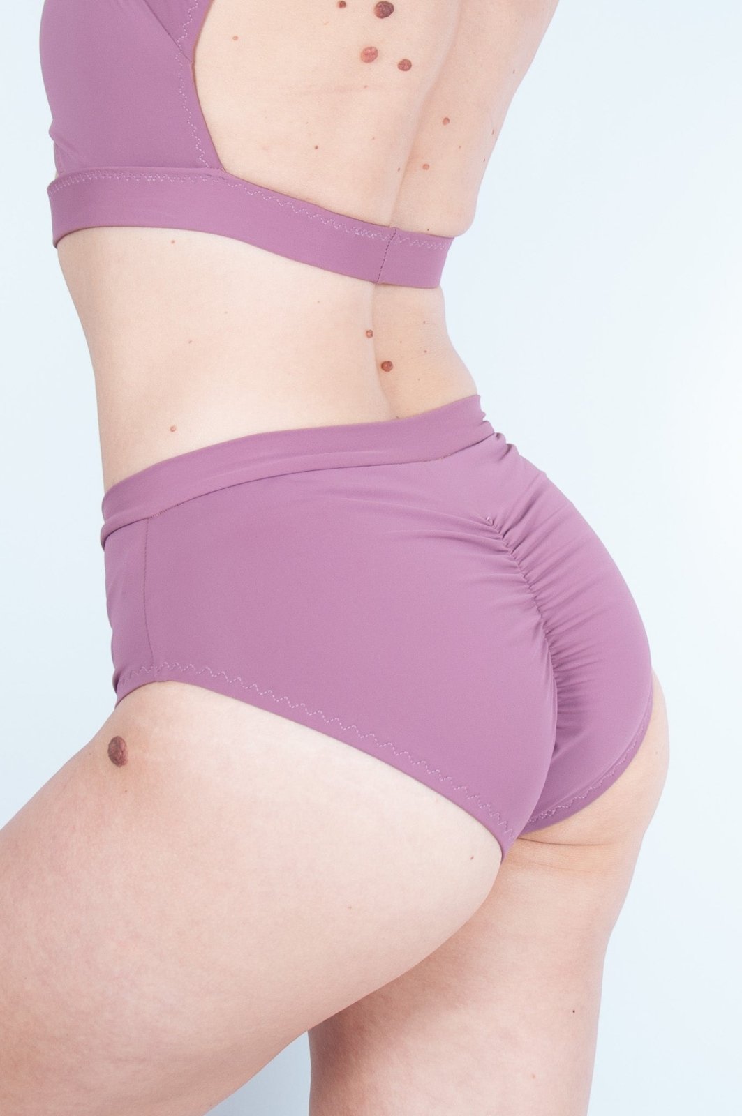 Lotus Shorts für Poledance - Louspolewearstudios