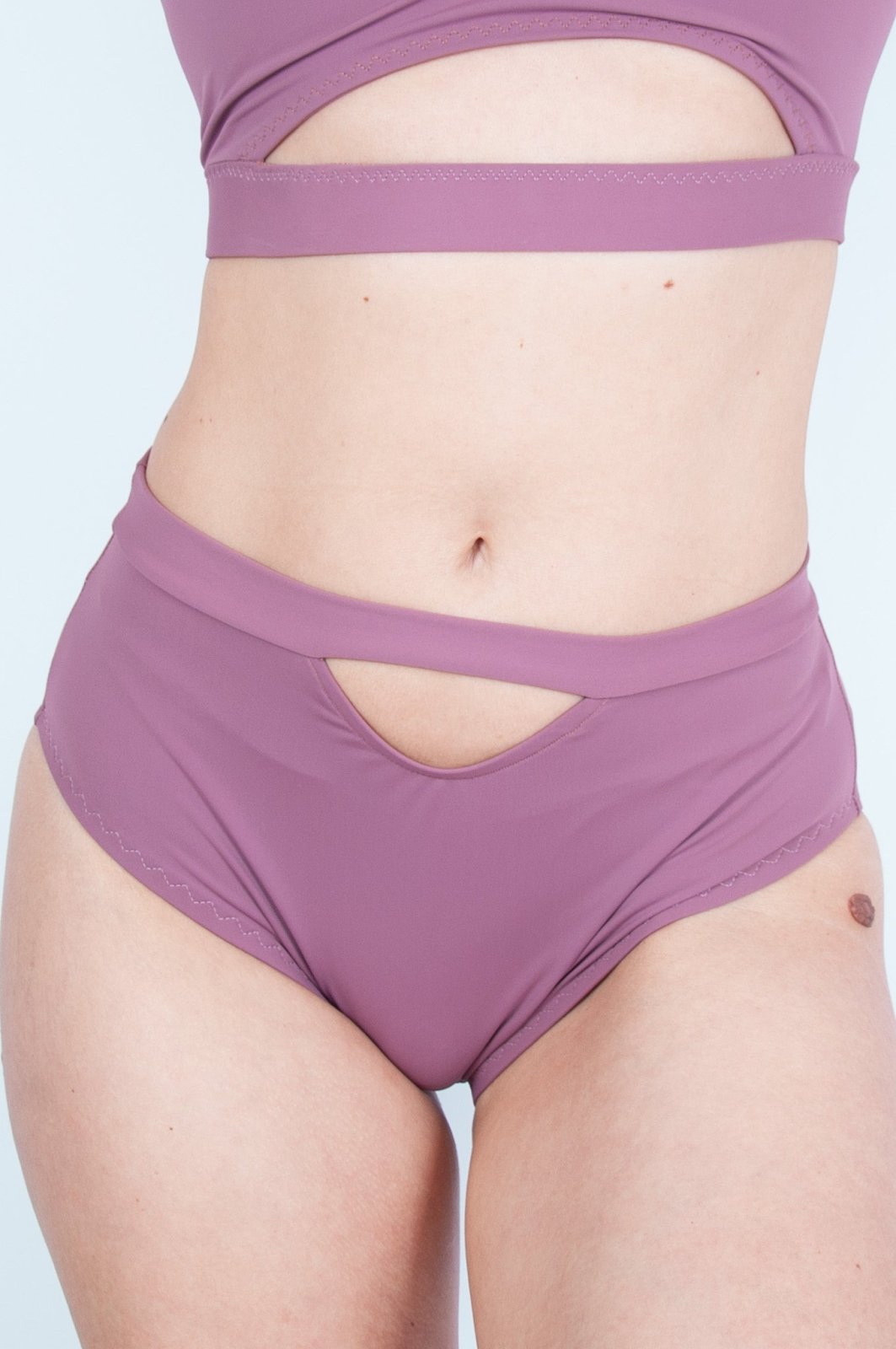 Lotus Shorts für Poledance - Louspolewearstudios